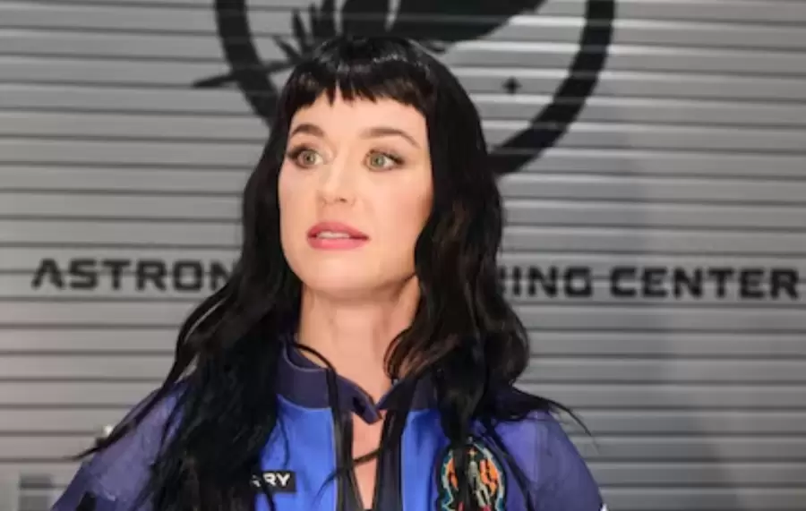 El incre�ble viaje espacial de Katy Perry junto a mujeres destacadas.