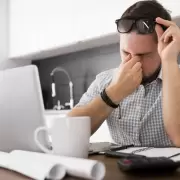 Culpa por no trabajar: el impacto silencioso de la productividad t�xica