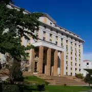 Mendoza endurece controles: despidos por faltas graves en el empleo p�blico