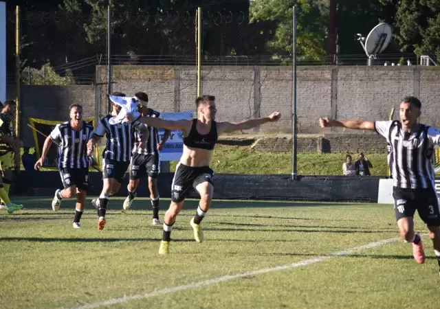 Gimnasia va por m�s en la Primera Nacional.