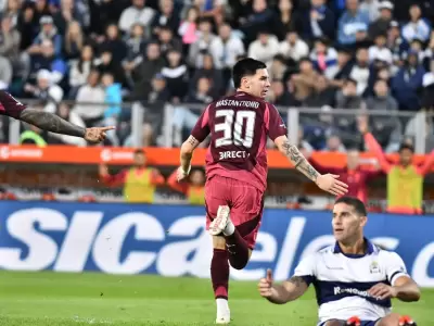 Mastantuono hizo un golazo en La Plata.