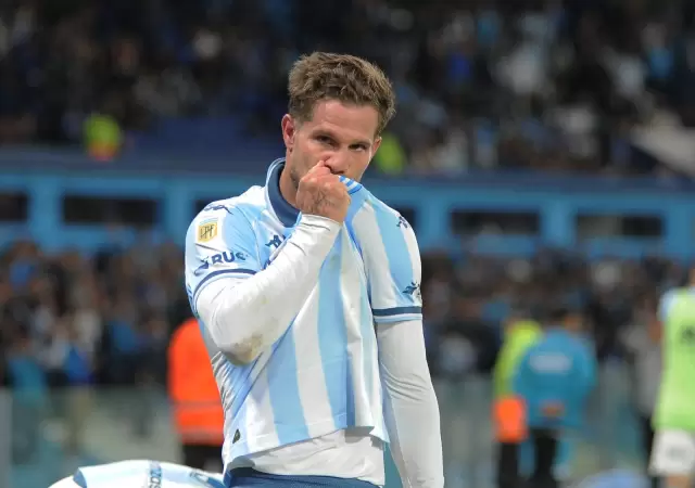 Zuculini y el gol de la victoria para Racing.