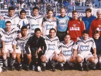 El plantel de Independiente Rivadavia a comienzos del Siglo XXI
