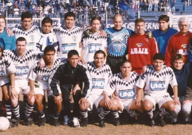 El plantel de Independiente Rivadavia a comienzos del Siglo XXI