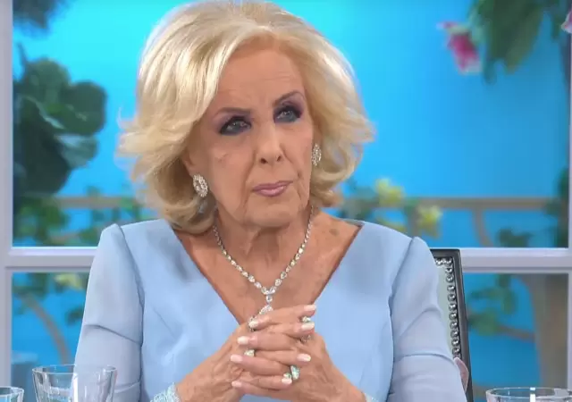 Mirtha Legrand vio pasar 8 papas.