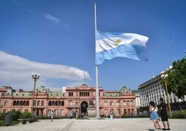 Duelo nacional por la muerte de Francisco.