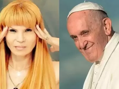 Mhoni Vidente y el Papa.