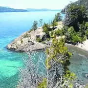 Asombrosos para�sos para conocer el finde largo: playas secretas con lagos escondidos