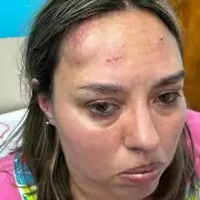 Video: brutal ataque de una madre y su hija contra autoridades de un colegio de Neuqu�n