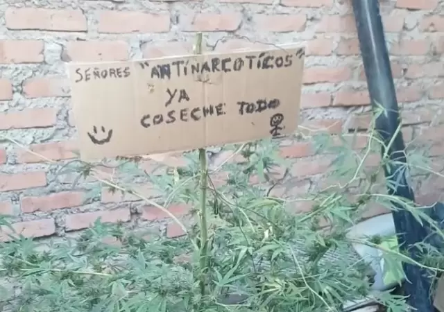 El cartel que le dejaron a las fuerzas de seguridad.