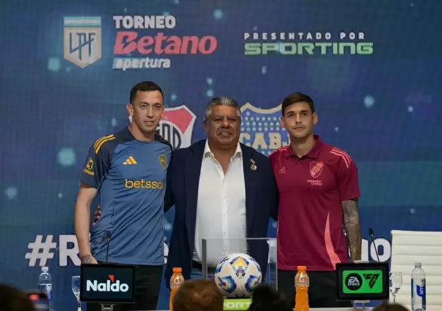 Conferencia de prensa de camarader�a entre River, Boca y el presidente de la AFA