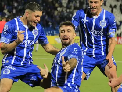 El Pistolero Auzmendi se sac� la mufa.