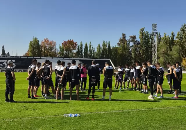 Gimnasia sue�a con seguir en lo m�s alto.