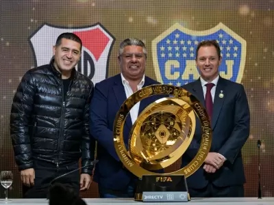 Riquelme, Tapia y Brito fueron parte de la ceremonia.