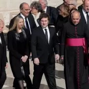 Javier Milei reaccion� a la designaci�n del nuevo Papa con un meme y caus� revuelo