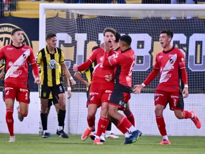 Deportivo Maip� empat� en Puerto Madryn.