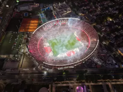 Todo listo para el Supercl�sico: la hinchada de River se prepara para una fiesta �pica