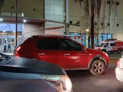 Evacuaron el Plaza Oeste Shopping en Mor�n tras una amenaza de bomba