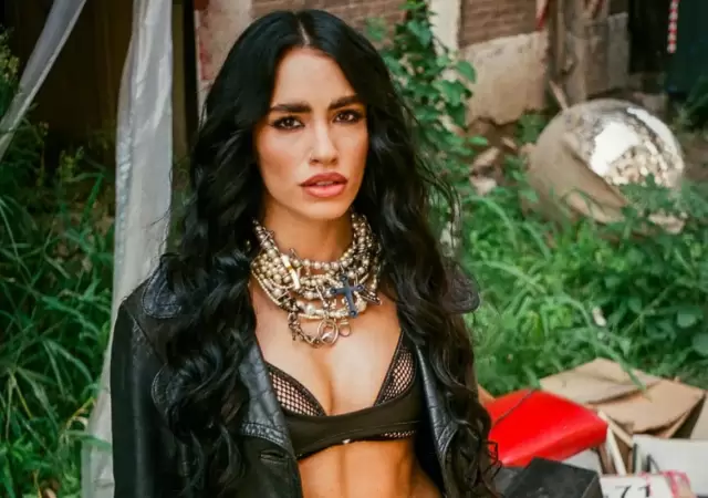 Lali.