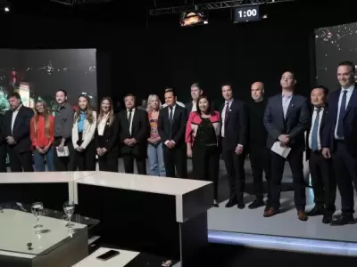Los candidatos a la legislatura porte�a debatieron y se presenta un panorama que puede aparejar varias sorpresas.