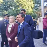 Comenzaron los actos protocolares de la Asamblea legislativa donde hablar� Cornejo