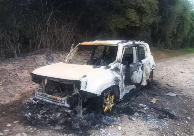 Jeep Renegade calcinado en Jujuy.