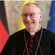 Vocero del Vaticano desmiente rumores sobre la salud del cardenal Pietro Parolin