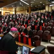Ajustan detalles del c�nclave para elegir un nuevo Papa
