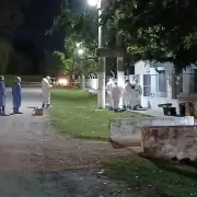 Mat� a su pareja y colg� el cuerpo en una reja para simular un suicidio