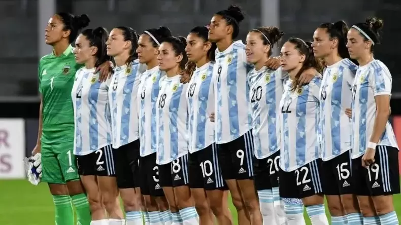 Una de las �ltimas formaciones de la Selecci�n Argentina, con la mendocina Banini.