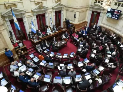 La votaci�n sobre la transparencia de los candidatos a las bancas nacionales pone en la lupa la actitud de los legisladores.