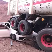 Al menos dos muertos en choque entre dos camiones y un auto en la Ruta 7