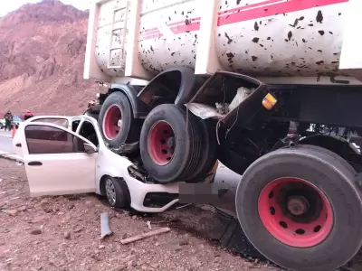 Tragedia en Alta Monta�a, dos personas perdieron la vida en un accidente entre dos camiones y un auto. Fuente: Ministerio de Seguridad