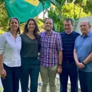 Una operaci�n de extracci�n liber� a los refugiados en la embajada argentina