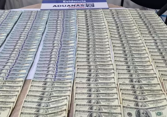 Los billetes incautados por la Aduana chilena. (Foto: 24 Horas)