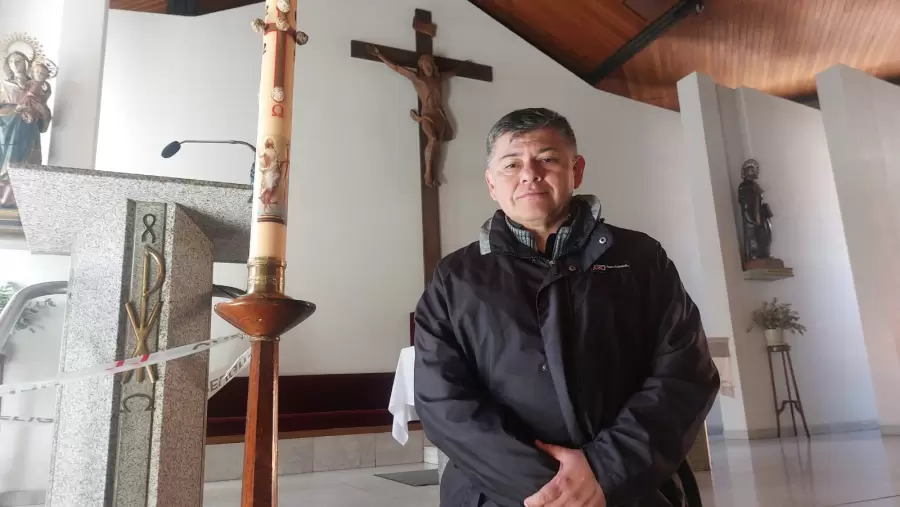 Cura p�rroco de la iglesia de San Agust�n, Julio R�os.