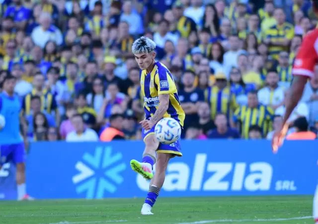 Quintana y Campaz llevan a Rosario Central a cuartos del Apertura 2025
