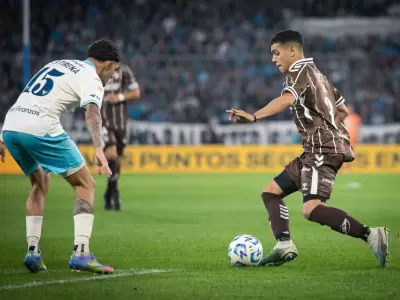 Racing tropez� en casa y se despidi� del Torneo Apertura