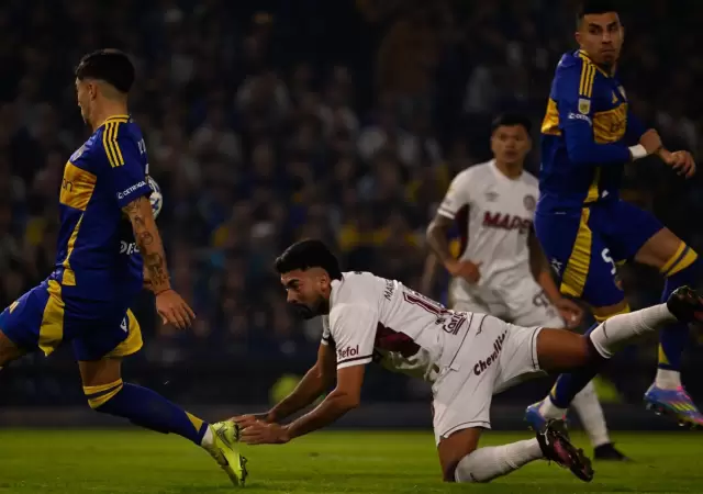 Boca Juniors - Lan�s