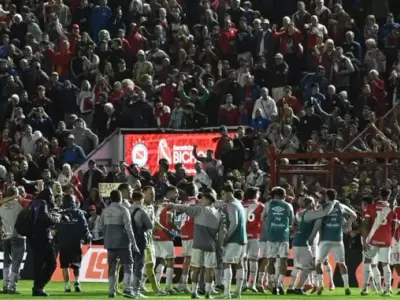 Muri� un hincha de Argentinos Juniors en la tribuna/ Fuente: X