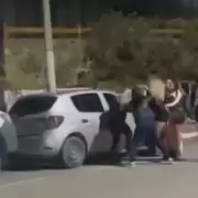 Video: recital de Karina La Princesita terminó en golpes y corridas en Bariloche