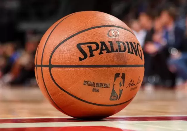 La pelota empieza a pesar en estas instancias.