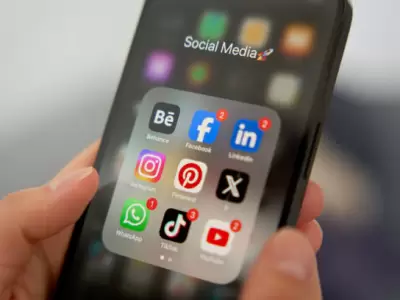 La manera m�s simple de salir de las Redes Sociales.