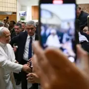 Le�n XIV continuar� la intensa presencia de Francisco en redes sociales