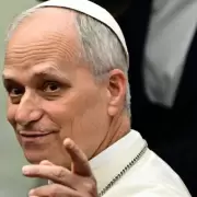 Nuevo papamóvil: León XIV elige un moderno vehículo híbrido