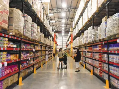 Supermercado mayorista.