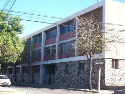 La escuela del este mendocino donde sucedi� el hecho violento.