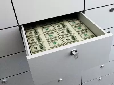 Los d�lares "del colch�n" suelen estar en caja de seguridad.