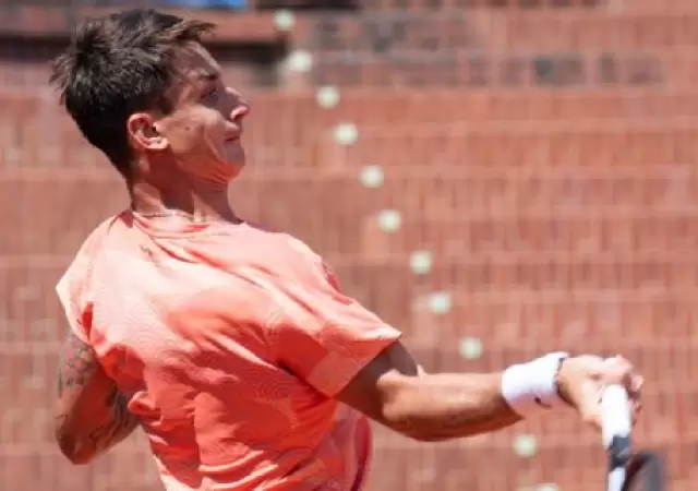 Ugo Carabelli se impuso en un partidazo