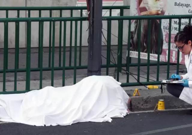 El homicidio doble ha conmocionado a la c�pula pol�tica de la capital mexicana.